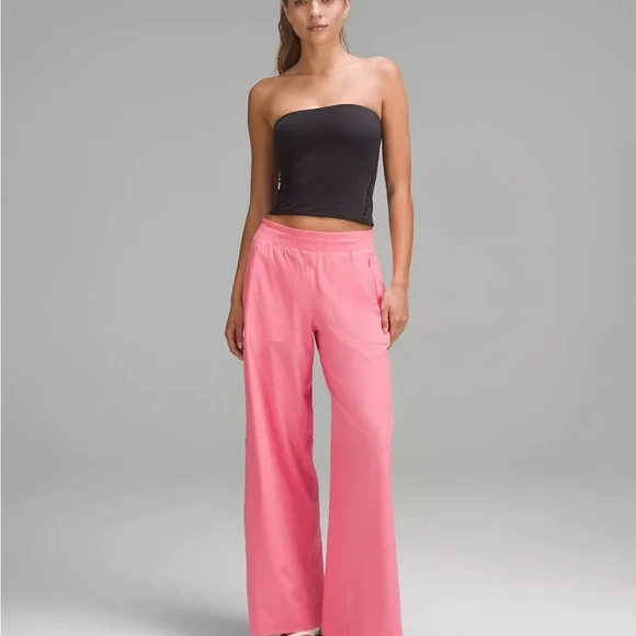 Lululemon Swift !NWT SOLD OUT! Wide Leg Mid Rise Pant sz 10 Sakura Pink - Picture 2 of 9
